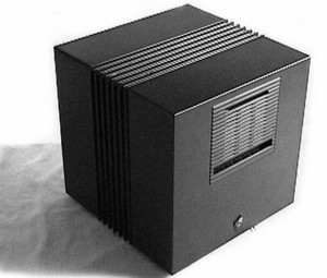 El primer servidor y sitio web estuvieron instalados en un aparato como este, un NeXTcube de NeXT. Fotografía de Wikimedia (CC BY-SA 2.5)