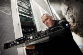 El servidor de Wikileaks está en venta en eBay Banhof 728