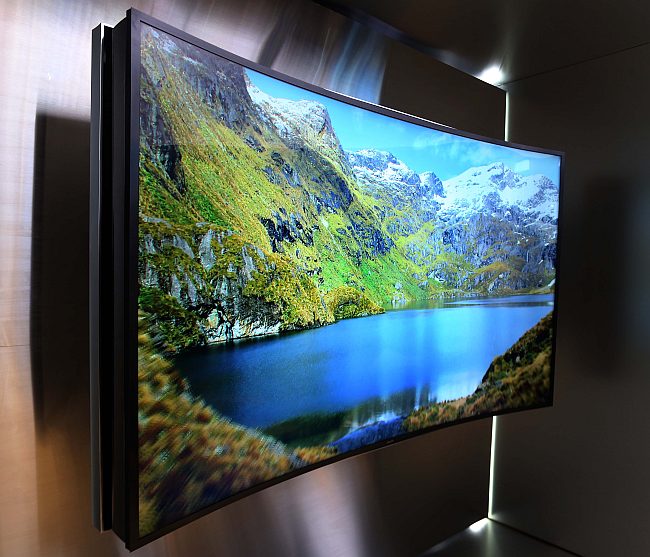 El televisor Samsung Bendable UHD TV de 85 pulgadas. 