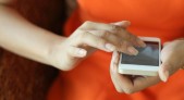 La primera app gratuita para llamar a teléfonos de emergencia de 200 países consigue 5.000 descargas en dos semanas shutterstock_182890928_SixApril