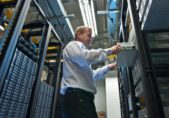 IBM re-enfoca los mainframes en el 50° aniversario de la plataforma shutterstock_95405524 Arjuna Kodisinghe
