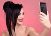 Snapchat habría engañado a sus usuarios, según autoridad comercial estadounidense shutterstock_190975280_ Aleksandr Ryzhov