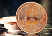 Suspenden a científico por minería de bitcoins con supercomputadora institucional shutterstock_178046801_Julia Zakharova