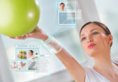 Empresa planea masificar el uso de hologramas en dispositivos portátiles shutterstock_179477429_Hasloo Group Production Studio