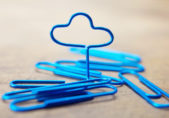 Utilizan a Dropbox como centro de malware para atacar organismos gubernamentales shutterstock_185908877
