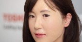 Toshiba presenta prototipo de robot social anunciado para 2020 Androide de Toshiba