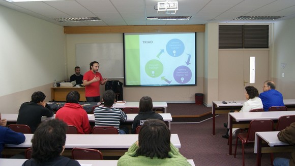 Microsoft visita la USM en busca de nuevos talentos en desarrollo de software