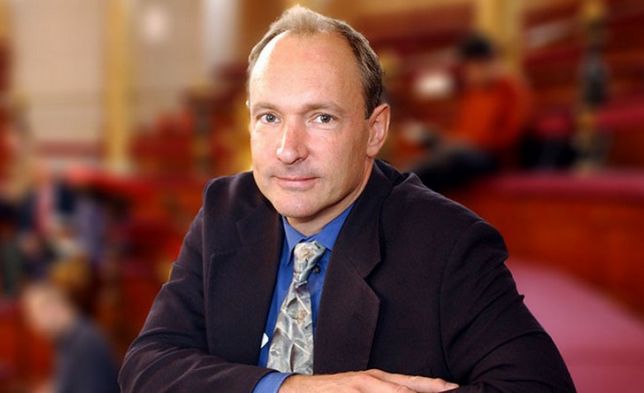 Tim Berners-Lee exhorta a los usuarios de Internet a oponerse a PRISM