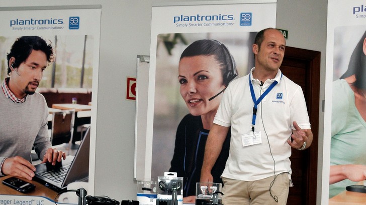 Plantronics presenta a sus distribuidores las mejoras del programa Connect para partners de canal