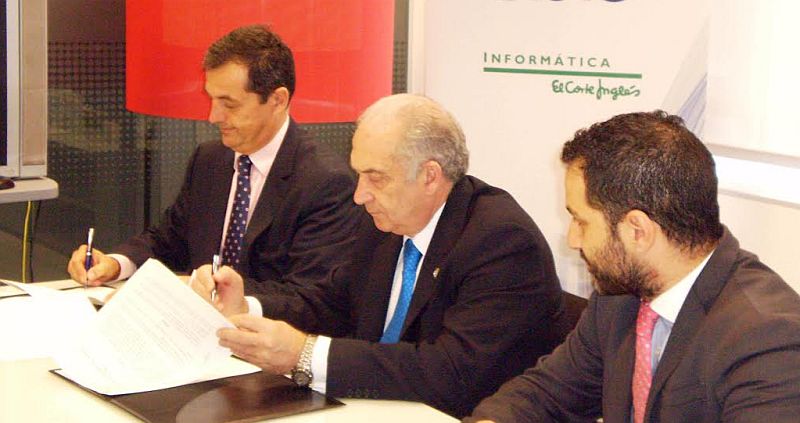 Informática El Corte Inglés firma un acuerdo con la Universidad de Oviedo para fomentar la innovación tecnológica en el ámbito universitario