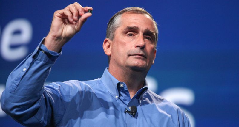 Intel incrementa las ventas de procesadores para PC, pero la división móvil se contrae