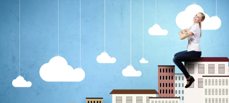 Estudiante y nubes