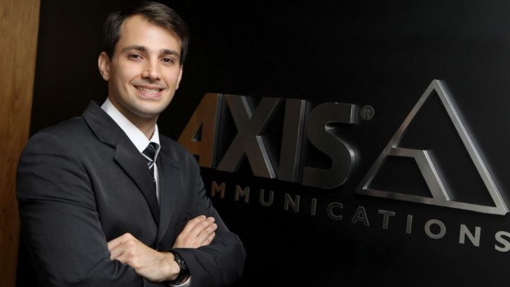 Axis Andrei Junqueira