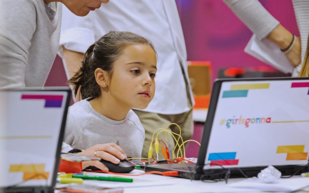 everis y Mujeres Tech lanzan la iniciativa #girlsgonna para combatir la brecha de género en el sector digital