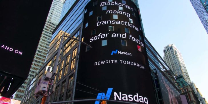 blockchain pascal bernardon unsplash