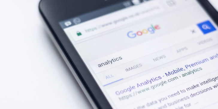 google analytics por Edho Pratama vía Unsplash